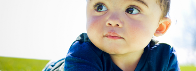 baby looking up